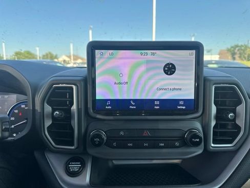 Used 2023 Ford Bronco Sport Outer Banks w/ Tech Package AWD/4WD image 5