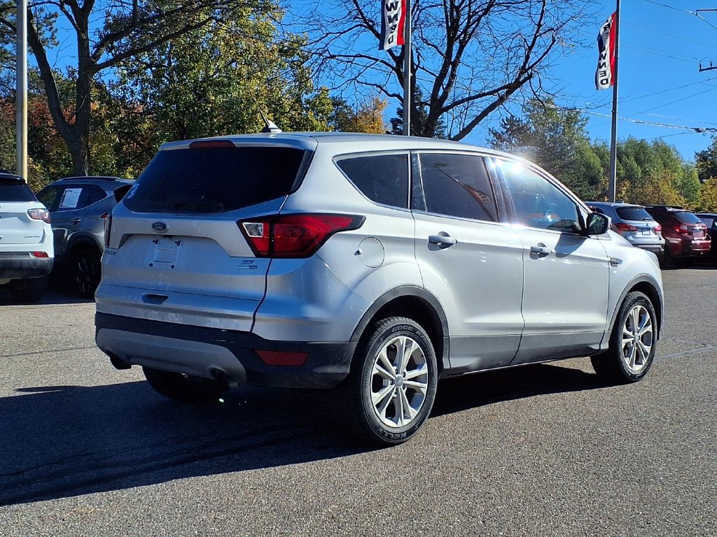 Used 2019 Ford Escape SE AWD/4WD image 4