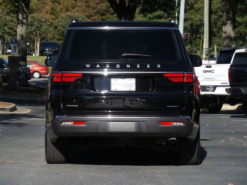 Used 2022 Jeep Wagoneer Series II image 22