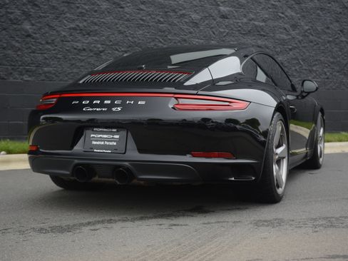 Certified 2018 Porsche 911 Carrera 4S AWD/4WD image 7