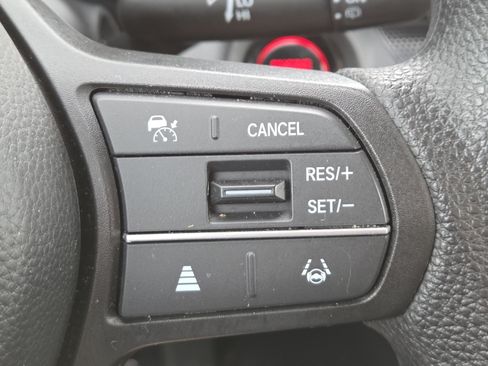 Used 2024 Honda CR-V LX image 6