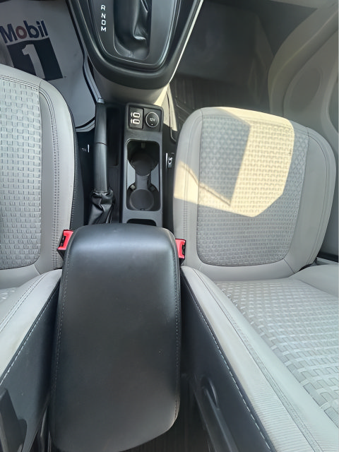 Used 2019 Ford Transit Connect XLT FWD image 22