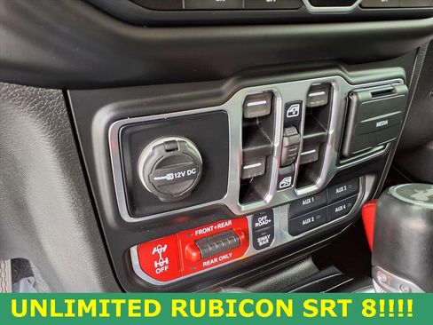 Used 2021 Jeep Wrangler Unlimited Rubicon w/ Xtreme Recon 35" Tire Package image 19