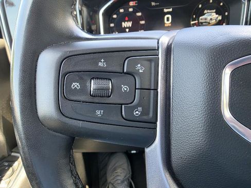 Used 2025 GMC Sierra 1500 SLT AWD/4WD image 11