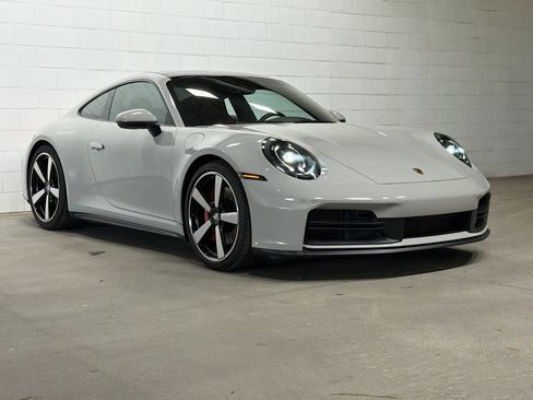 Certified 2025 Porsche 911 Carrera RWD image 6