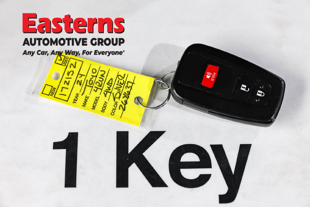 Used 2024 Toyota 4Runner SR5 AWD/4WD image 22