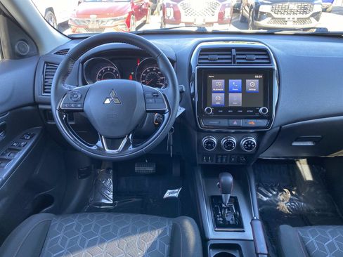 Used 2023 Mitsubishi Outlander Sport ES AWD/4WD image 10