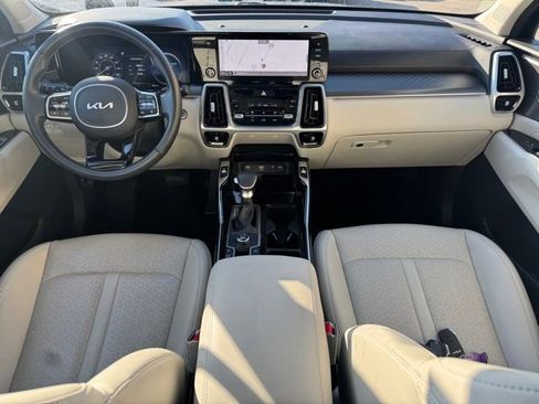 Certified 2023 Kia Sorento SX FWD image 18