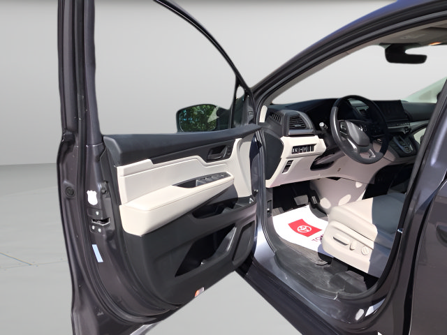 Used 2025 Honda Odyssey EX-L image 13