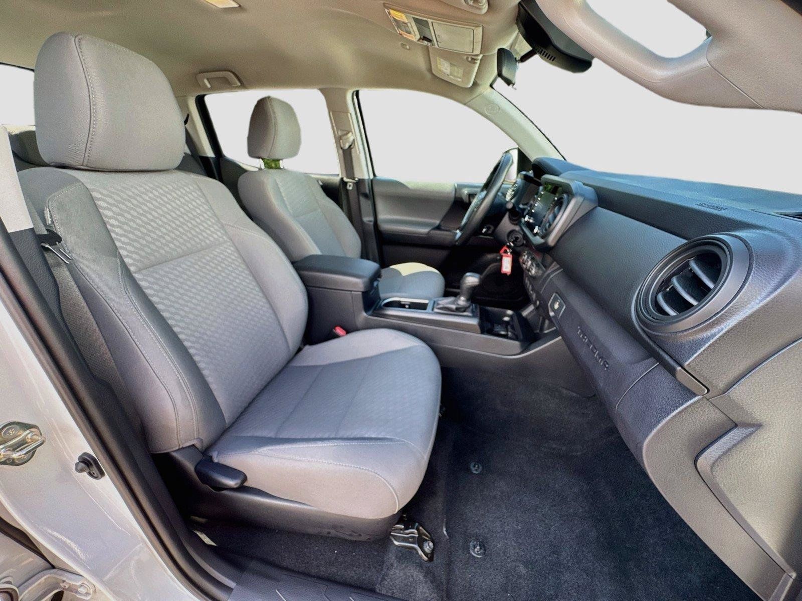 Used 2020 Toyota Tacoma SR w/ SR Convenience Package RWD image 27