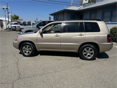 Used 2006 Toyota Highlander 2WD image 4