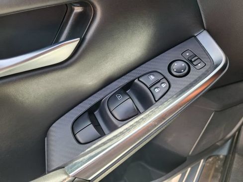 Used 2024 Nissan Sentra SR FWD image 21