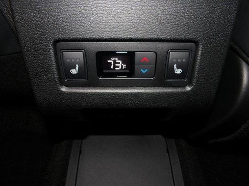 New 2025 Mitsubishi Outlander SEL image 23