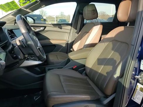 Used 2024 Audi Q4 e-tron Premium image 10