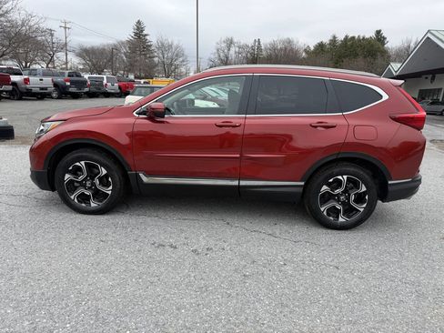 Used 2017 Honda CR-V Touring image 2