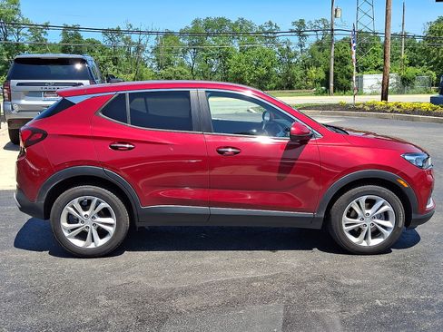 Used 2020 Buick Encore GX Preferred w/ Cold Weather Comfort Package FWD image 7