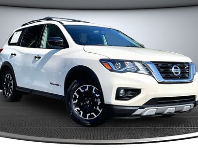 Used 2019 Nissan Pathfinder SL