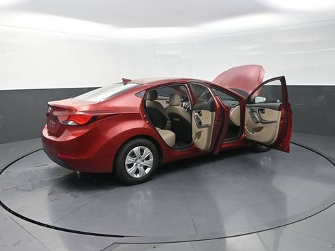 Used 2016 Hyundai Elantra SE FWD image 44
