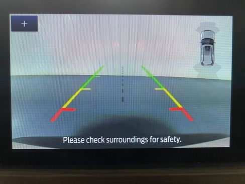 Used 2020 Ford Escape Titanium image 10