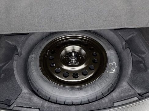 Used 2025 Lincoln Corsair Premiere w/ Equipment Group 101A image 38