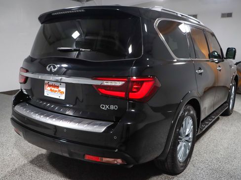 Used 2019 INFINITI QX80 Luxe w/ All-Season Package image 7