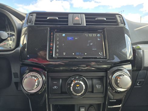 Used 2016 Toyota 4Runner Trail image 21