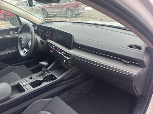 Used 2025 Kia K5 LXS image 10