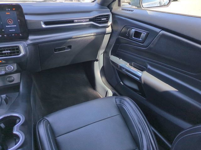 Used 2025 Ford Mustang GT Premium RWD image 16
