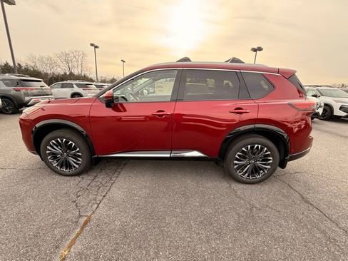 New 2026 Nissan Rogue Platinum w/ Platinum Premium Package image 8