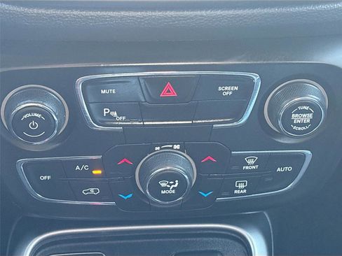 Used 2019 Jeep Compass Sport w/ Tech Group image 16