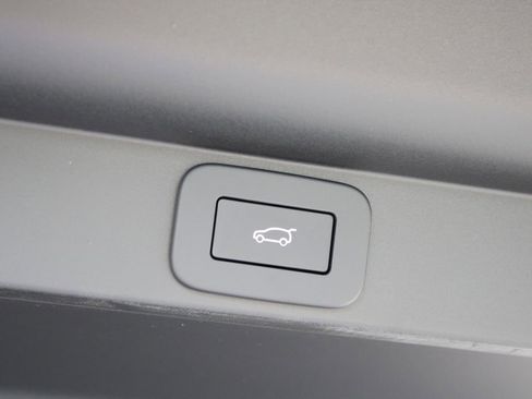 New 2026 Land Rover Range Rover SE AWD/4WD image 40