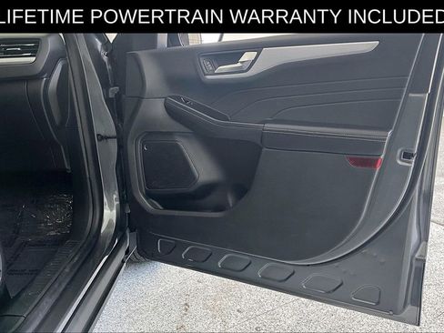 Used 2025 Ford Escape Platinum AWD/4WD image 26