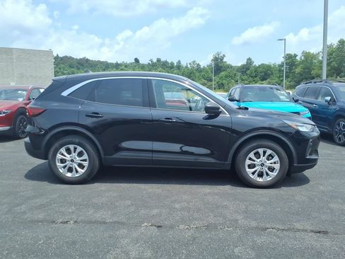 Used 2023 Ford Escape Active AWD/4WD image 5
