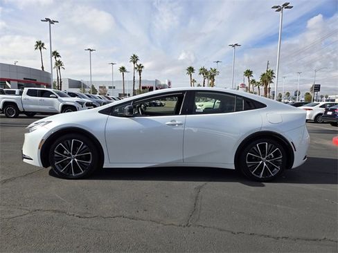 Certified 2025 Toyota Prius Limited image 6