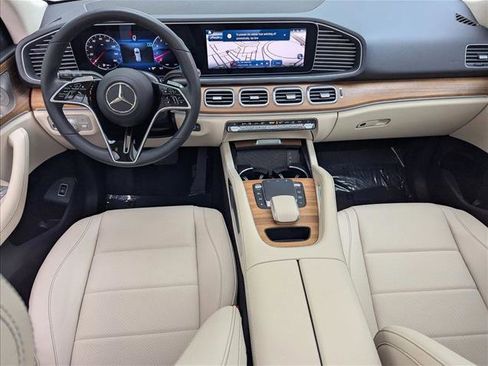 Used 2024 Mercedes-Benz GLE 450 4MATIC image 19