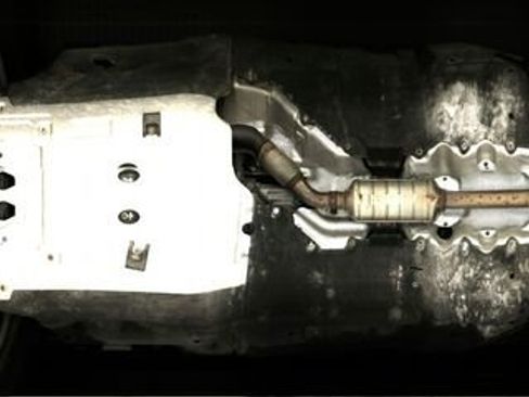 Used 2020 Land Rover Defender 110 First Edition image 45