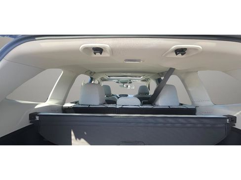 Used 2022 Subaru Forester Premium AWD/4WD image 26