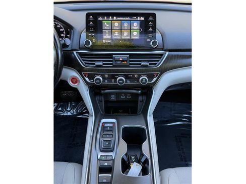 Used 2021 Honda Accord EX-L image 11