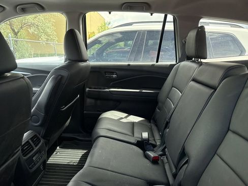 Used 2022 Honda Pilot Special Edition image 4