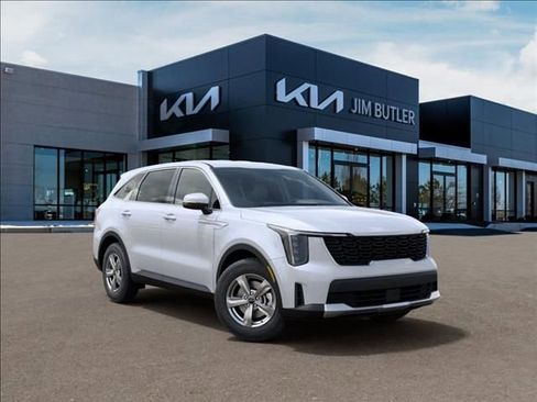 New 2026 Kia Sorento LX FWD image 8