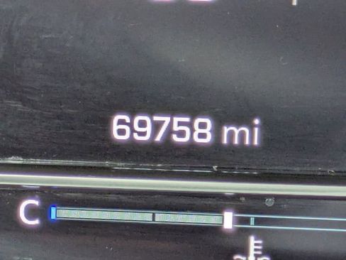 Used 2024 Chevrolet Tahoe LT image 33