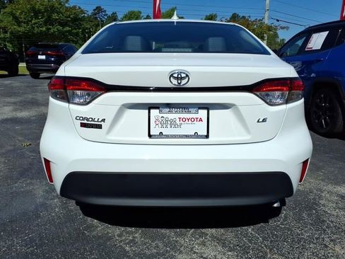 Used 2026 Toyota Corolla LE FWD image 2