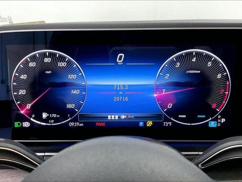 Used 2025 Mercedes-Benz GLE 350 4MATIC image 25