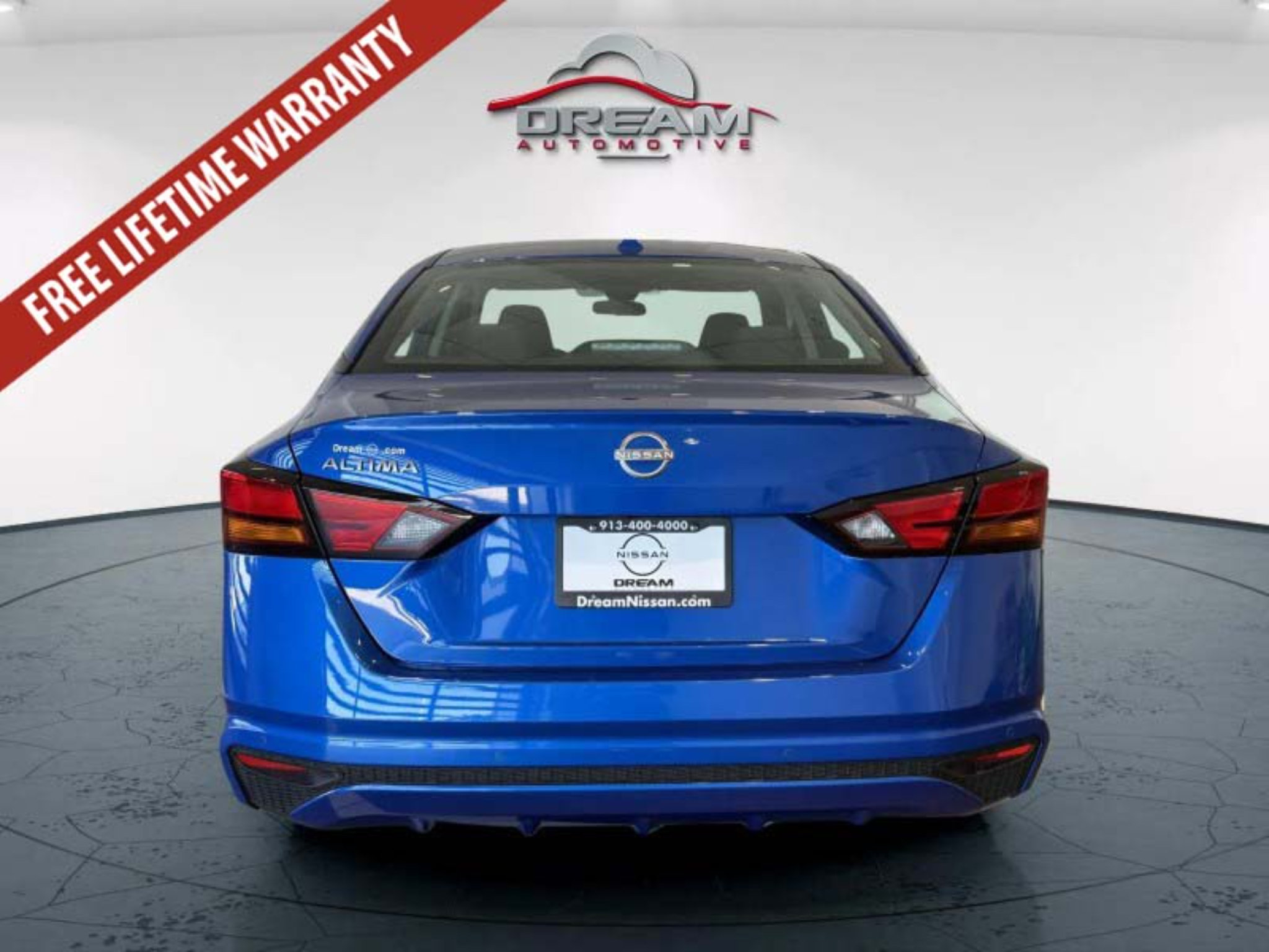 Used 2025 Nissan Altima 2.5 SV FWD image 19