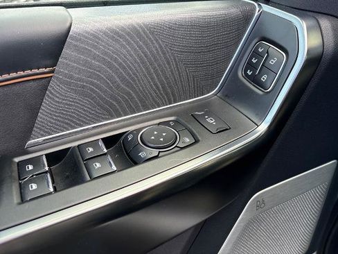 Used 2024 Ford F350 Platinum image 21