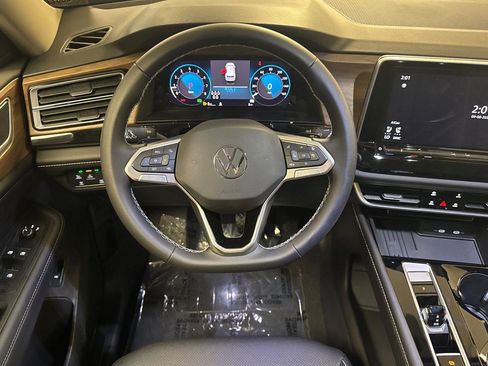 New 2026 Volkswagen Atlas SE image 13