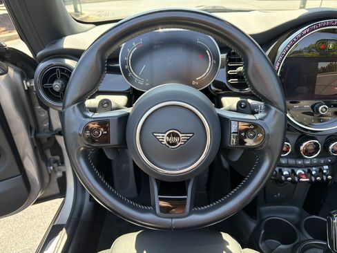 Used 2024 MINI Cooper S FWD image 10