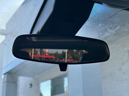 Used 2024 Chevrolet Equinox LS image 26