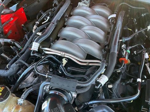 Used 2019 Ford Mustang GT Premium RWD image 33