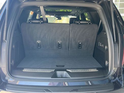 Used 2024 Chevrolet Tahoe RST w/ Luxury Package image 37